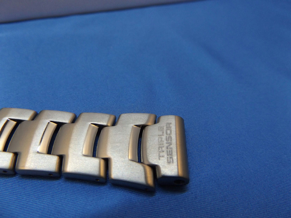 Casio watchband PAW-1100 T Titanium w/ End Lugs and Spring Bars. Bracelet
