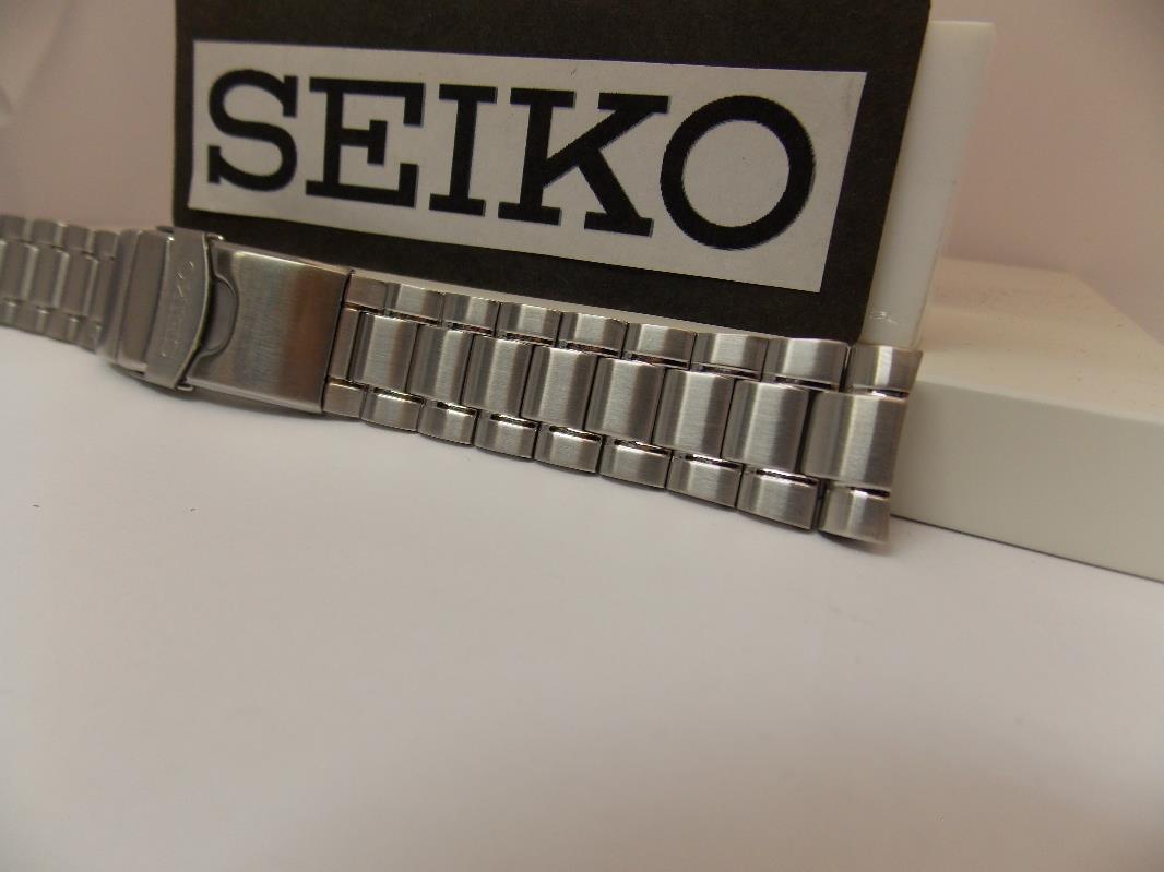 Seiko WatchBand SRPA21 Bracelet Silver Tone Steel w/Push Button Safe Clasp.22mm