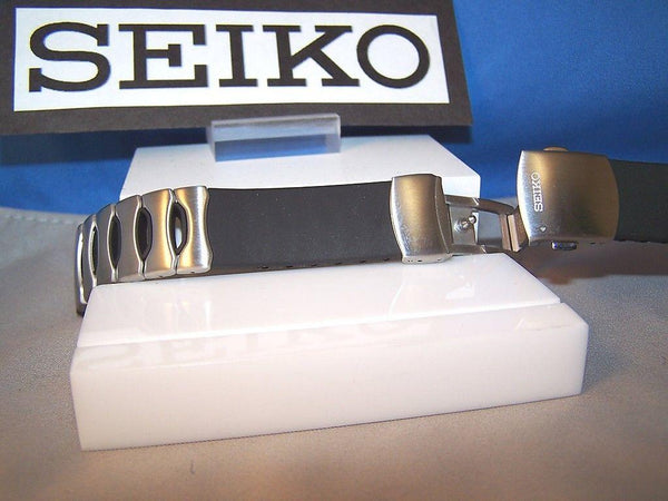 Seiko WatchBand SKH295, SKH299, SKH297, SKH293 Caseback # 5M42-0E39,5M42-0E30