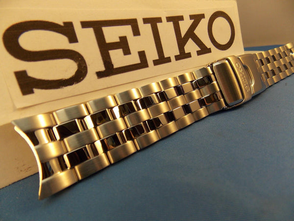 Seiko WatchBand SNJ017 Analog Digital World Time Flight Chronograph Bracelet