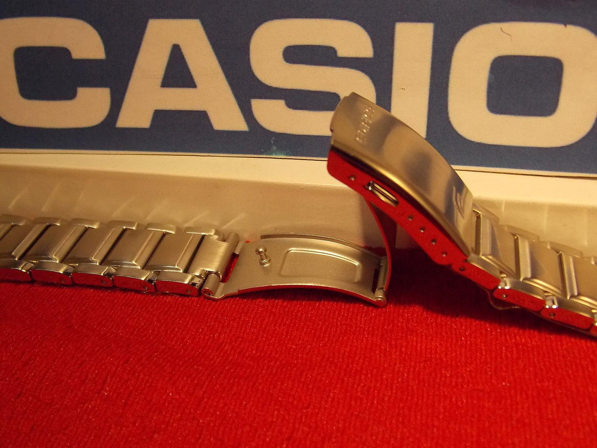 Casio Watchband EFA-131 D. All Steel Edifice Bracelet Silver Color