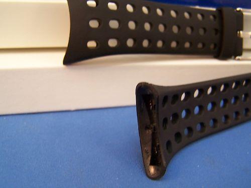 Suunto watchband M5. Man's Black Resin. w/Attach Pins. Watchband.