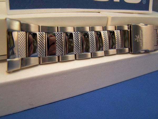 Casio watchband WVA-107 HD  Wave Ceptor Bracelet