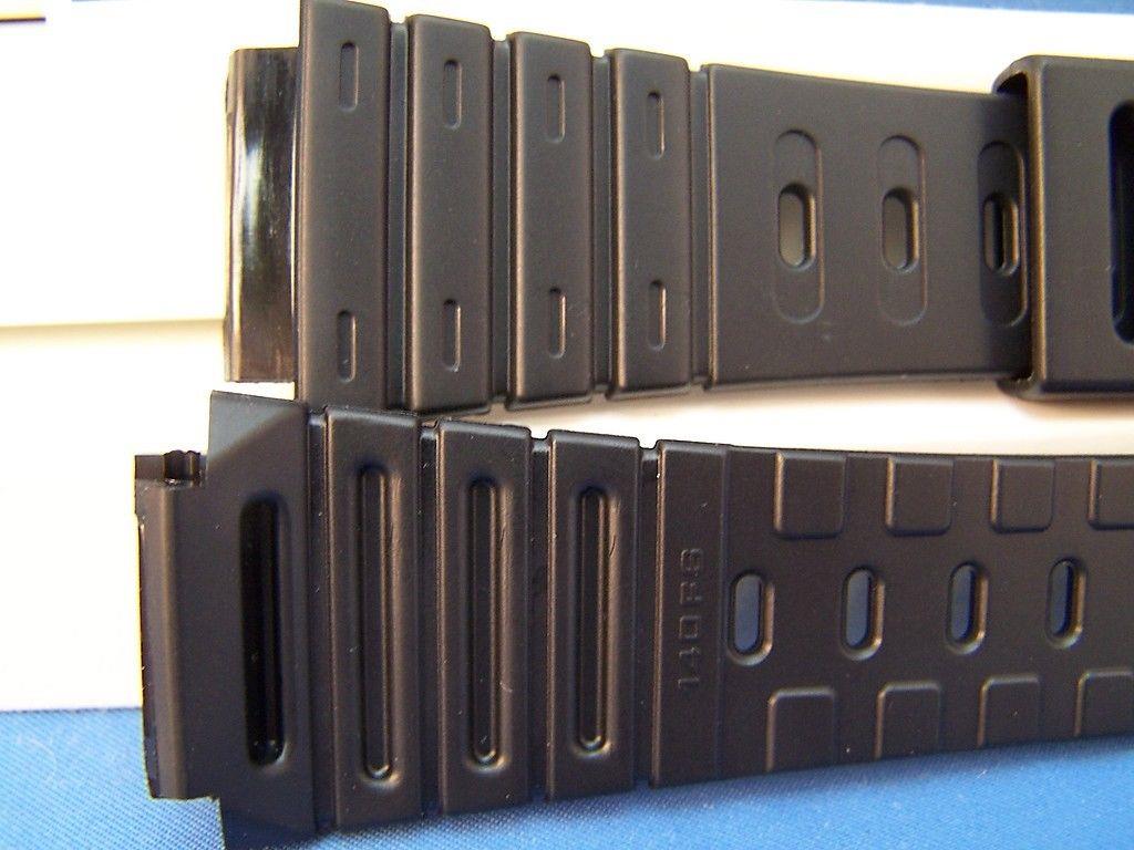 Casio Watchband DW-210,DW-240,DW-260, DW-270.Black Resin Strap w/gold buckle