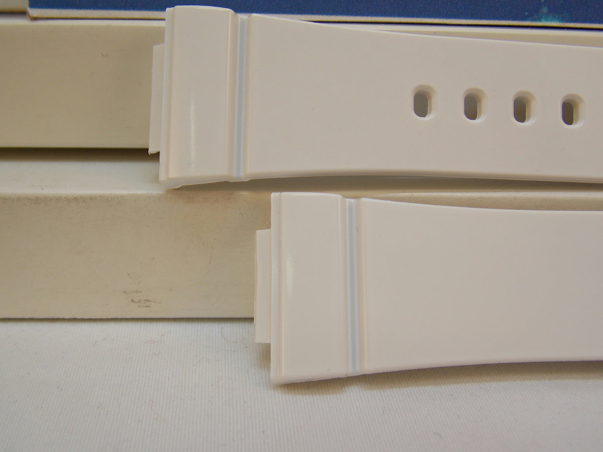 Casio Watchband BGA-131 -7 White Rubber Baby-G. G-Shock Watchband / Strap