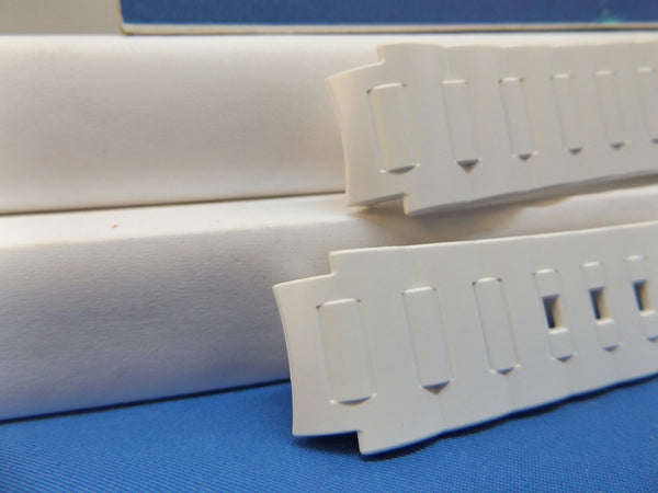 Casio watchband BGA-150 -7 White Baby-G . Also Fits BGA-151, BGA-152