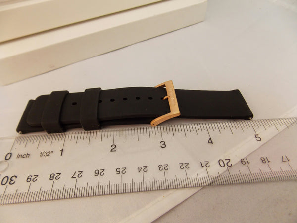 Divers Sport Watchband /  22mm Silicone Rubber 4mm Thick. W/ Spring Bars