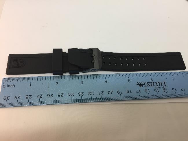 Luminox Watchband Model 3050. 22mm Black Rubber w/Logo on Band and Buckle.