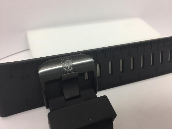 Luminox Watchband FP8830.Original 24mm Blk Rubber .Ruler Embossed on Band.
