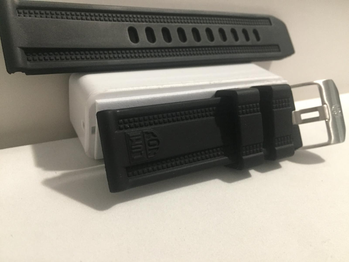 Luminox Band/Strap Rubber Navy Seals 8800/8800 23mm. Black Genuine Replacement