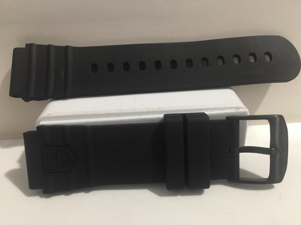 Luminox Band/Strap Rubber Navy Seals 0321 22mm Wide w/Black Steel Logo Buckle