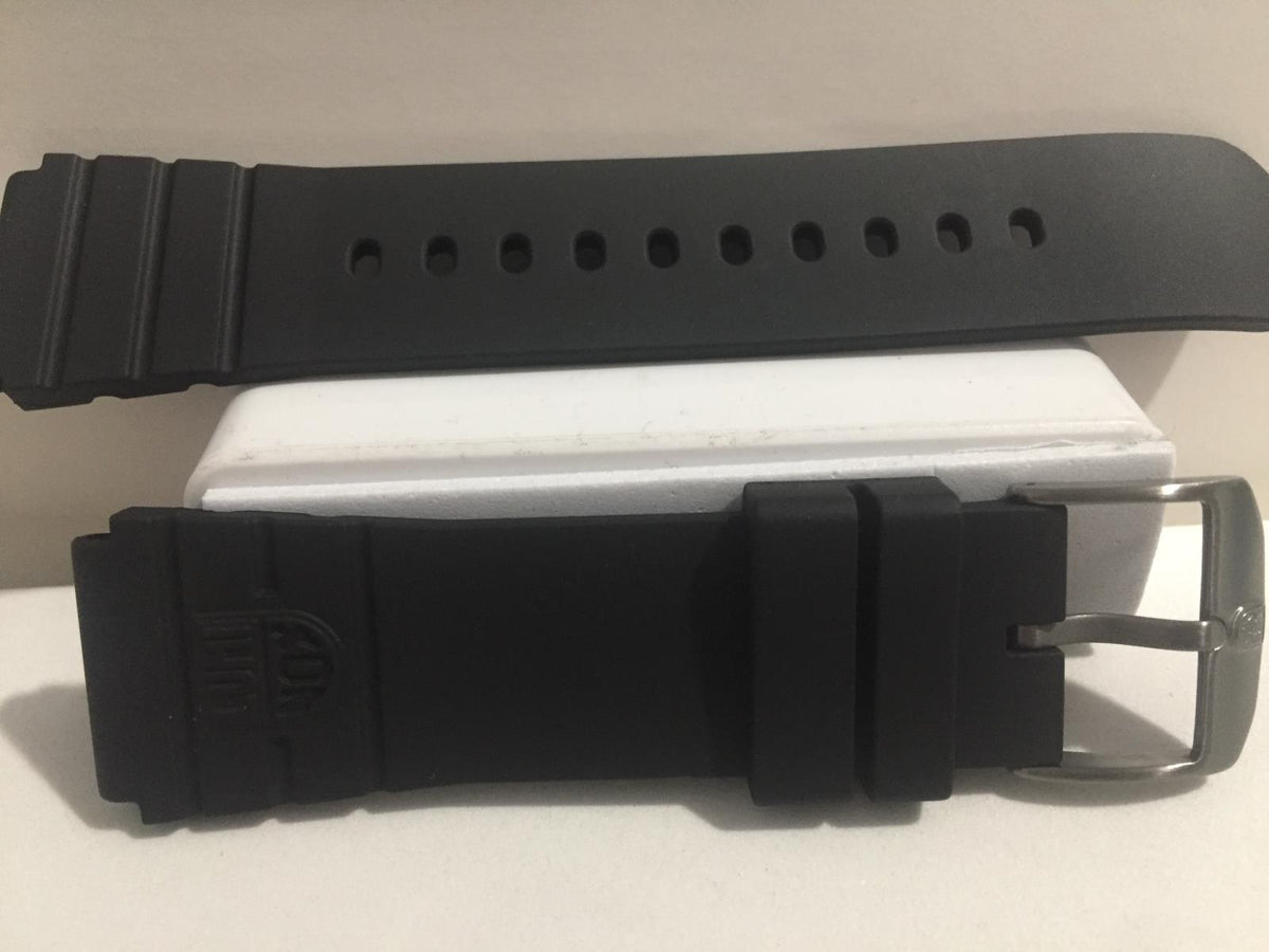 Luminox Band/Strap Rubber Navy Seals FP3000 22mm Black Rubber Gun Metal Buckle