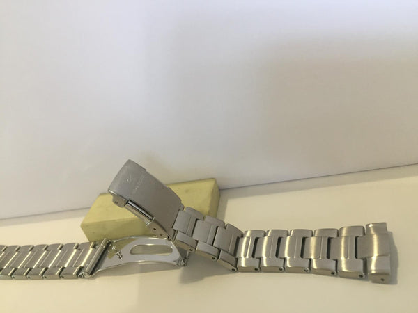 Casio Watchband WVA-470 D Bracelet W/Attaching Pins/End Piece.All Steel Band