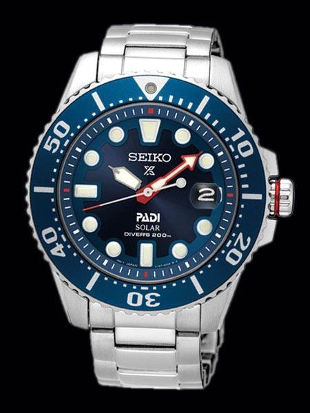 Seiko SNE549 Mens Diver Style All Steel Solar Powered Luminescent Hands/Markers