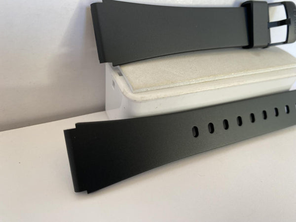 Casio Original Watchband LW-204 Plain Black Resin Strap 18mm X 20mm (shoulder)