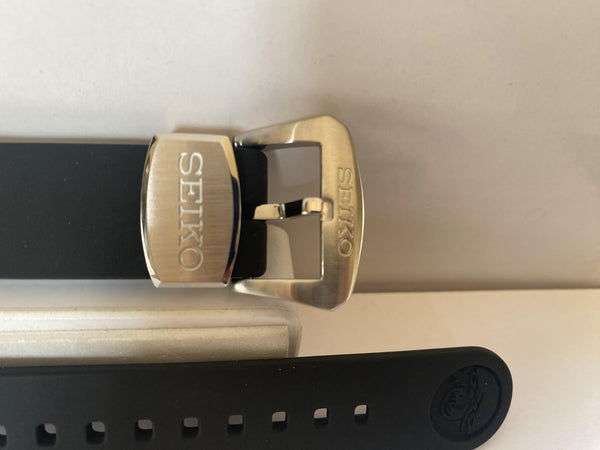 Seiko Turtle Prospex Original Watchband. Back Plate # 4R36-04Y0. Model # SRP777.