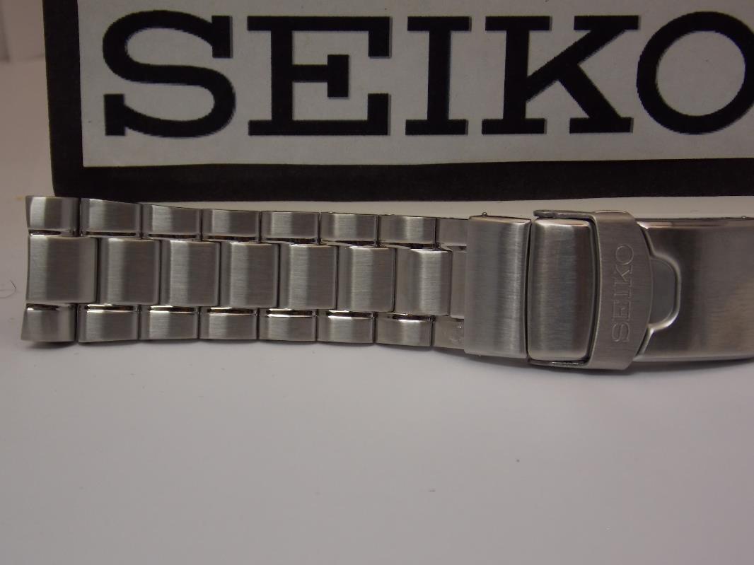 Seiko WatchBand SRPA21 Bracelet Silver Tone Steel w/Push Button Safe Clasp.22mm
