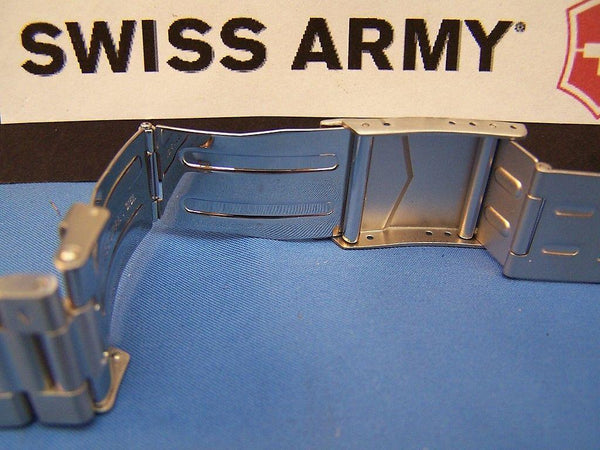 Swiss Army watchband Summit XLT Ratchet. All Steel Bracelet w/ 9mm Attach Link