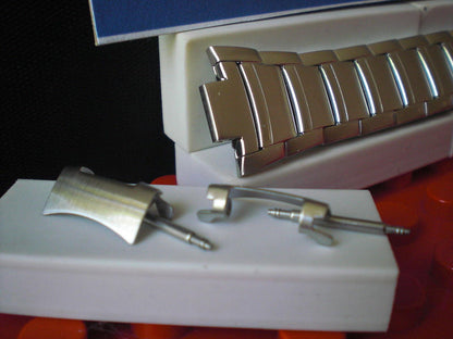 Casio Watchband AMW-702 D, AMW-703 Bracelet Fishing Gear All Steel Silver Tone