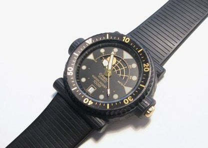 Casio Watchband MW-301 24mm Black Rubber Strap w/Gold Tone Buckle.