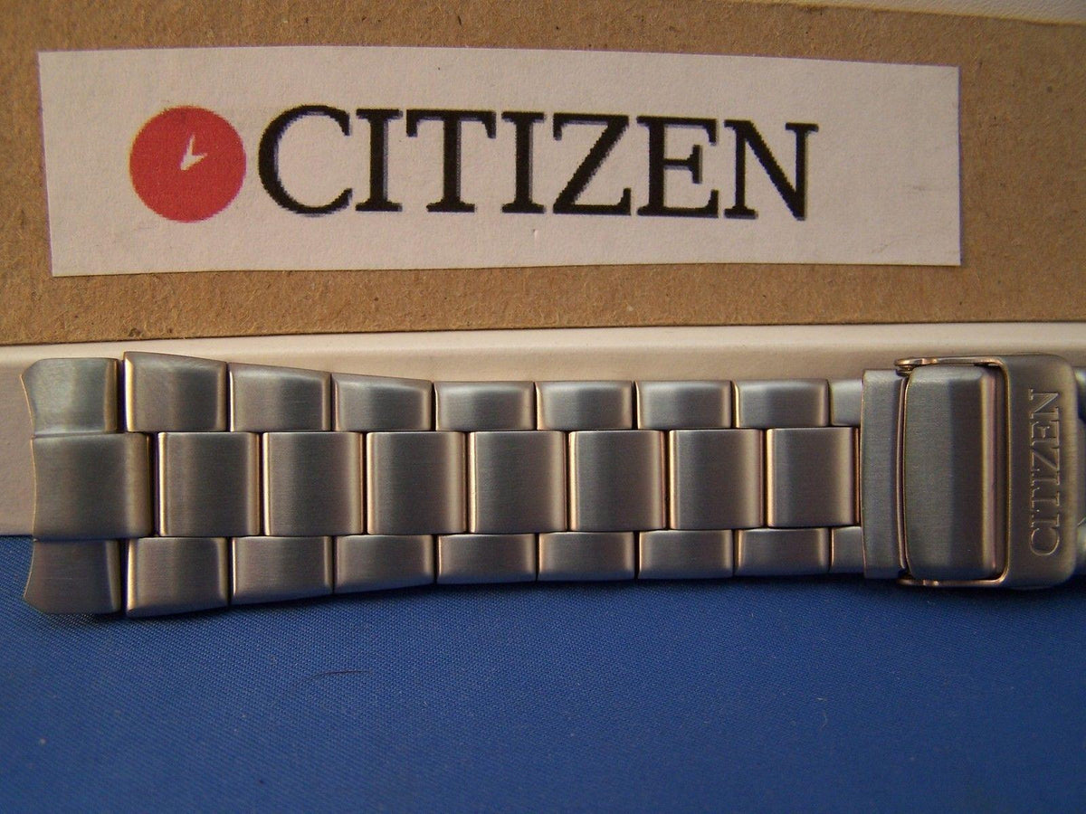 Citizen Watchband BL5250 -53L Solid Linked Titanium Bracelet