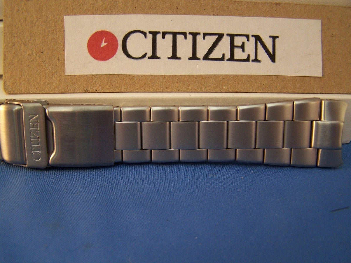 Citizen Watchband BL5250 -53L Solid Linked Titanium Bracelet