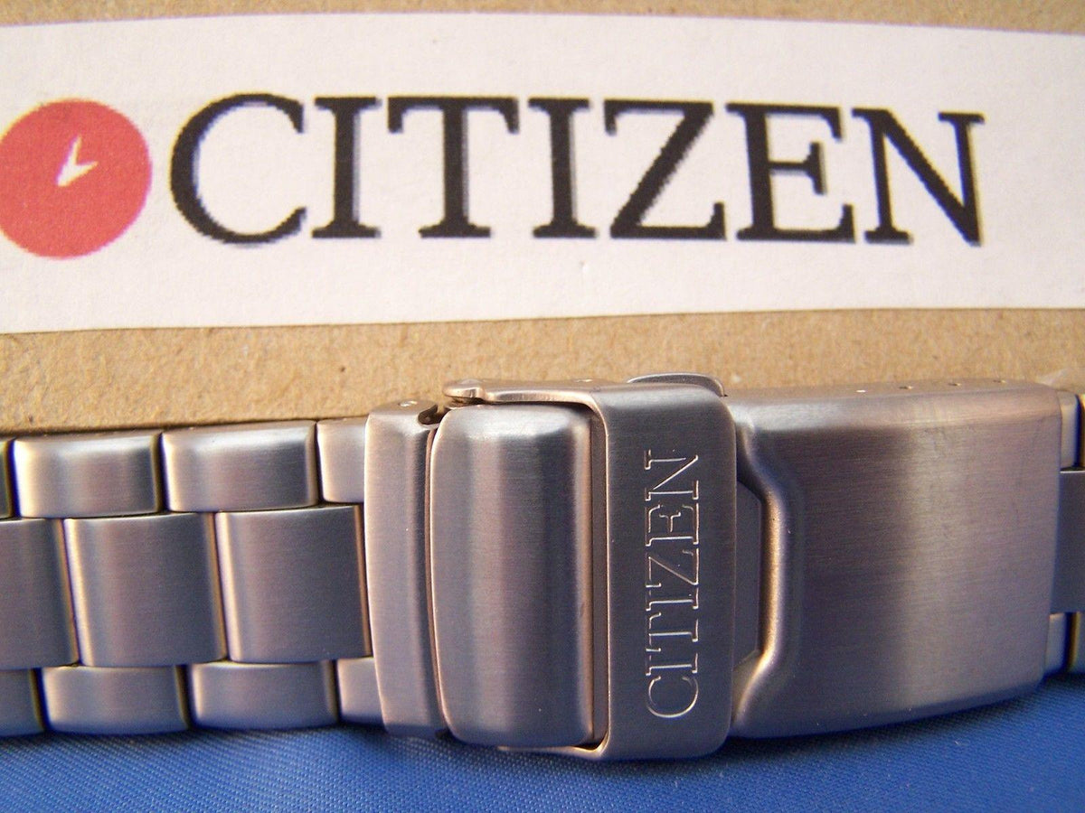 Citizen Watchband BL5250 -53L Solid Linked Titanium Bracelet