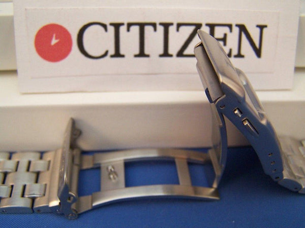 Citizen watchband Caliber 2100 Mod# AV0031 -59a Stainless Solid Linked Bracelet