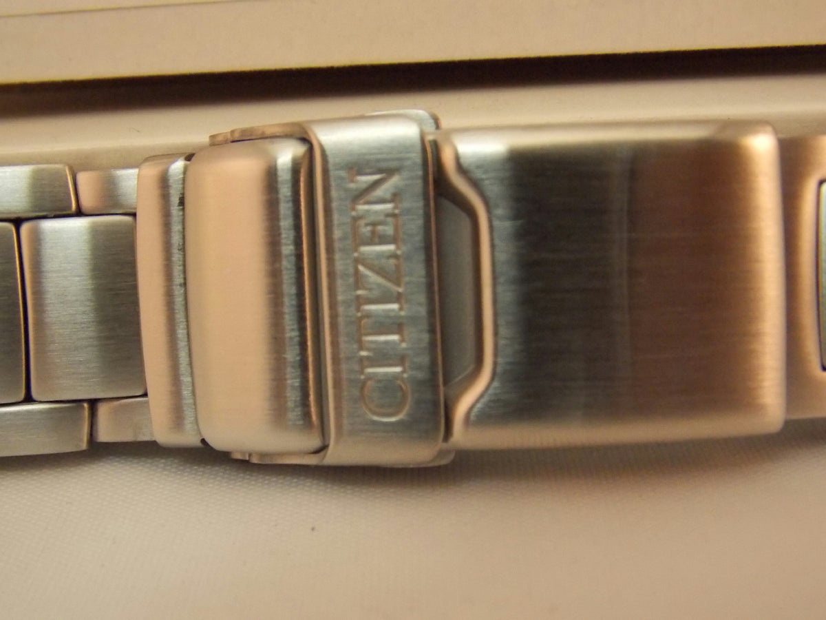 Citizen watchband JR3000-69E Bracelet ECO Drive Skyhawk All Steel Silver Color