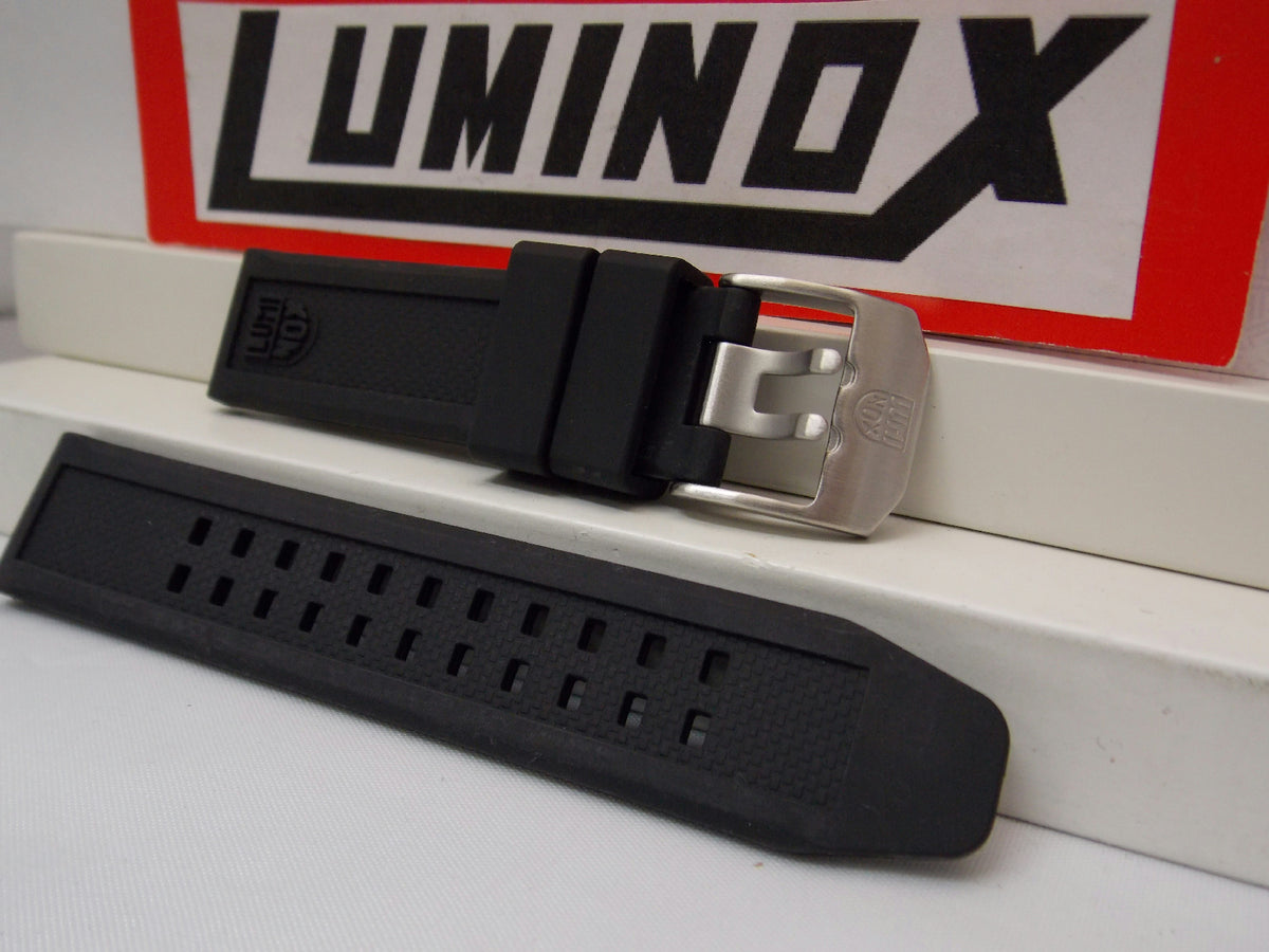 Luminox Watchband 7050. 20mm Wide Black Rubber Strap. Thick, Durable and Soft