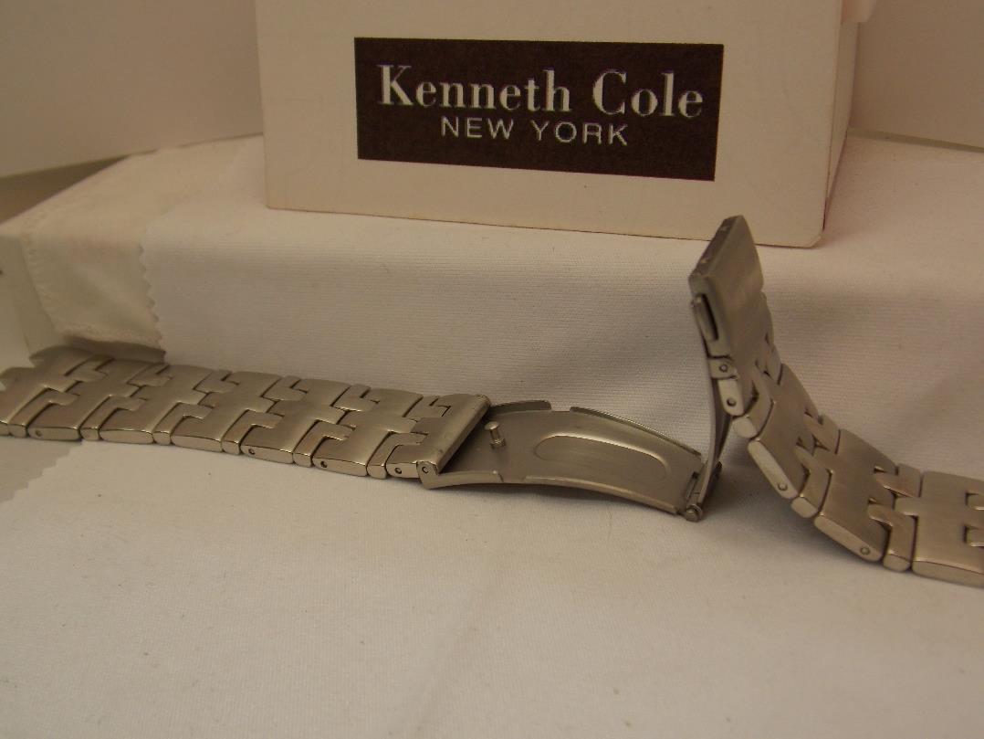 Kenneth Cole watchband KC3368 Bracelet Steel Silver Color. Watchband W/Pins