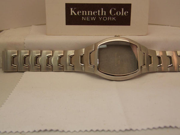 Kenneth Cole watchband KC3384 Including Case and Glass Crystal. All steel