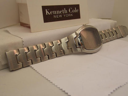 Kenneth Cole watchband KC3384 Including Case and Glass Crystal. All steel
