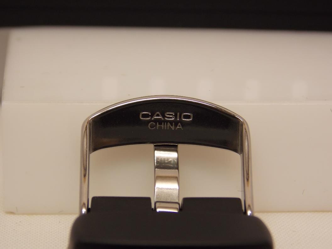 Casio watchband WVA-M640, WVA-M650. for WaveCeptor Multi Band 5. Watchband
