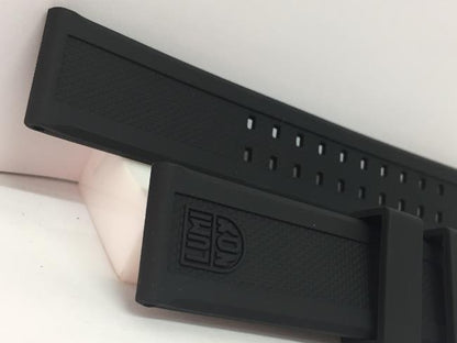 Luminox Watchband Model 3050. 22mm Black Rubber  w/Logo on Band and Buckle.