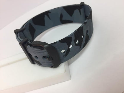 Luminox Watchband 0320 Camouflage 22mm Wide One Piece Loop Thru Rubber .