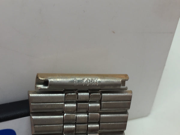 Casio Original WatchBand/Bracelet Number B-738N. Unknown Model 19mm Gold Tone