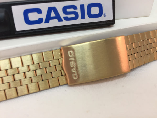 Casio Original WatchBand/Bracelet Number B-738N. Unknown Model 19mm Gold Tone