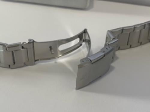Casio Watchband WVA-M640, WVA-M650, WVQ-M410 Bracelet. WaveCeptor Multi Band 5.