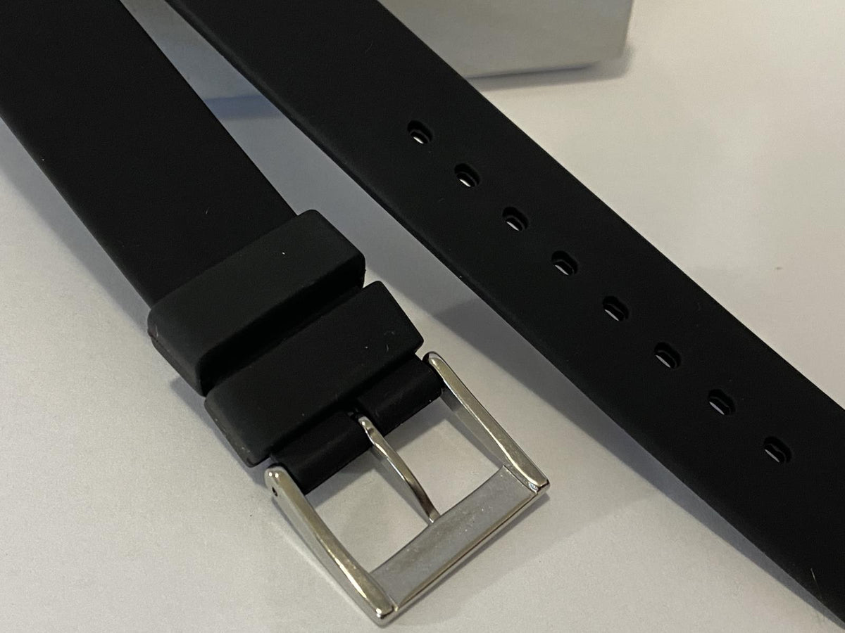 Mondaine Swiss Railways Watchband 18mm Soft Silicone Strap w/Polished Steel Buck